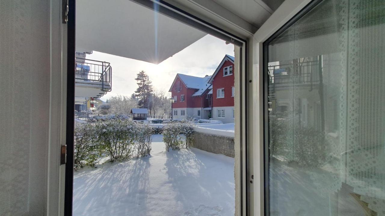 Wohlfuehl-Ferienwohnung Mit Tiefgarage Im Gruenen Oberhof  Εξωτερικό φωτογραφία