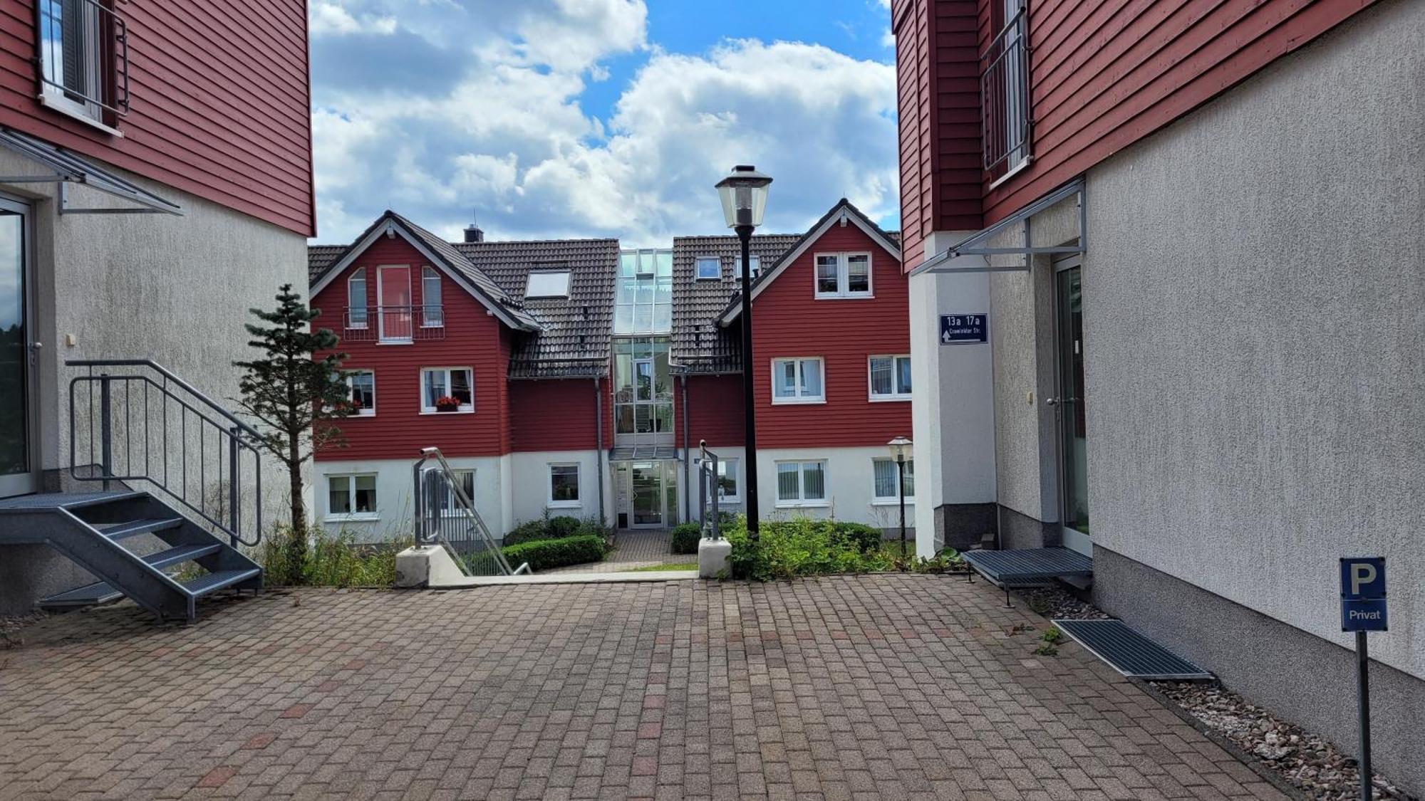 Wohlfuehl-Ferienwohnung Mit Tiefgarage Im Gruenen Oberhof  Εξωτερικό φωτογραφία